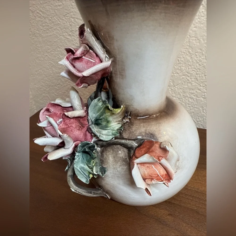 Vintage Capodimonte Italian Porcelain Bisque Rose Vase 7.5